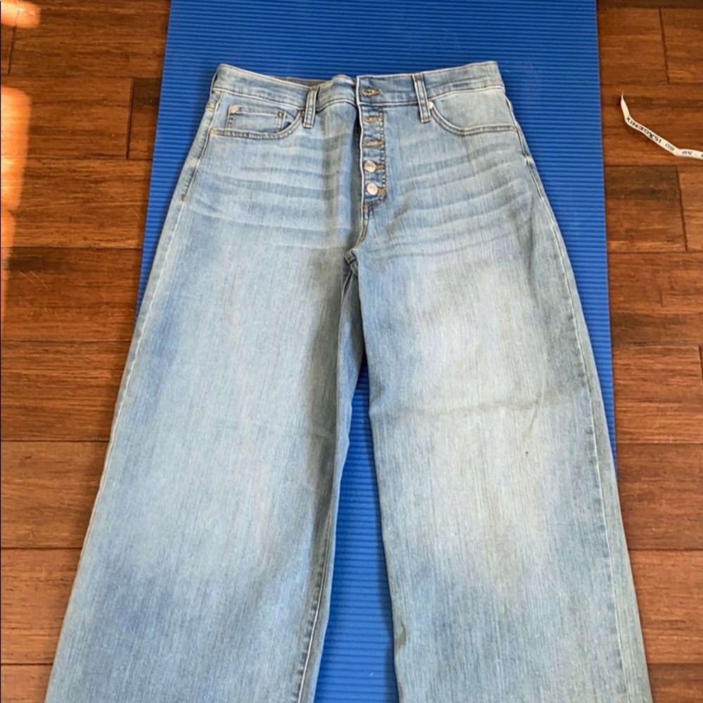 Wide leg jeans